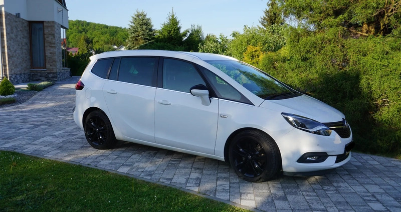 Opel Zafira cena 81000 przebieg: 87830, rok produkcji 2017 z Lębork małe 154